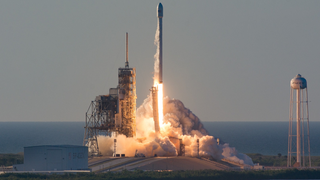 Sigue en directo el primer lanzamiento de una nave espacial Dragon reutilizada de SpaceX